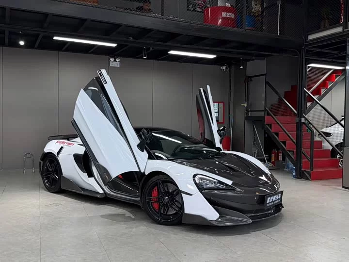 McLaren 570