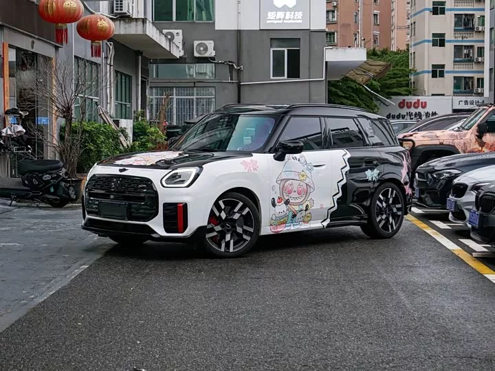 MINI JCW COUNTRYMAN