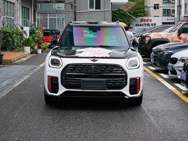 MINI JCW COUNTRYMAN