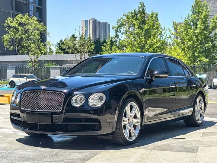 Bentley galloping