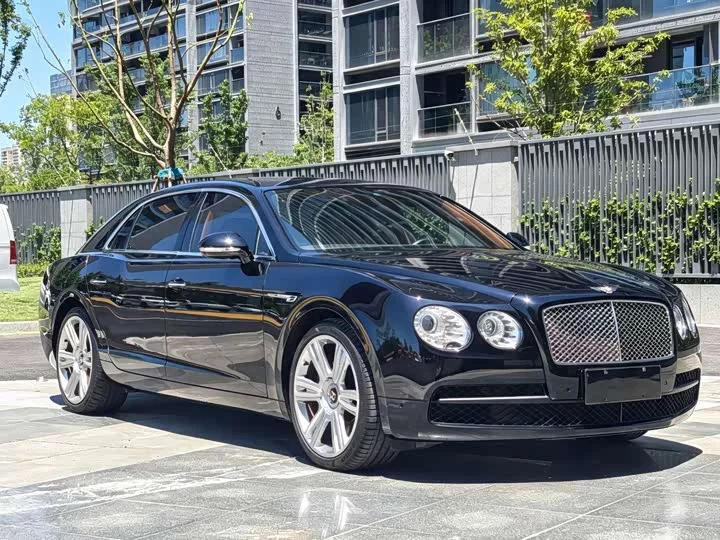 Bentley galloping