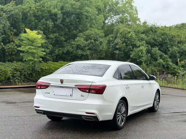 Roewe i6 Classic