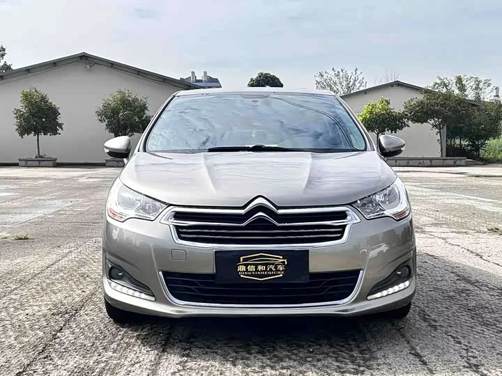 Citroën C4L