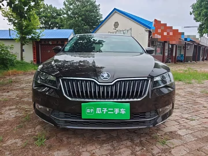 Skoda SuperB