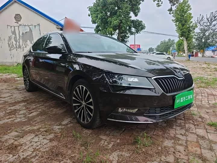 Skoda SuperB