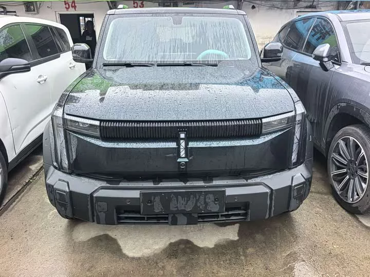 iCAR 03