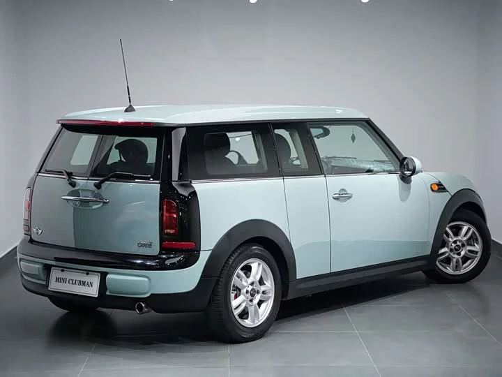 MINI CLUBMAN