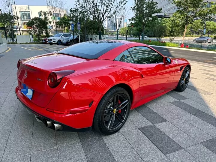 ferrari California T