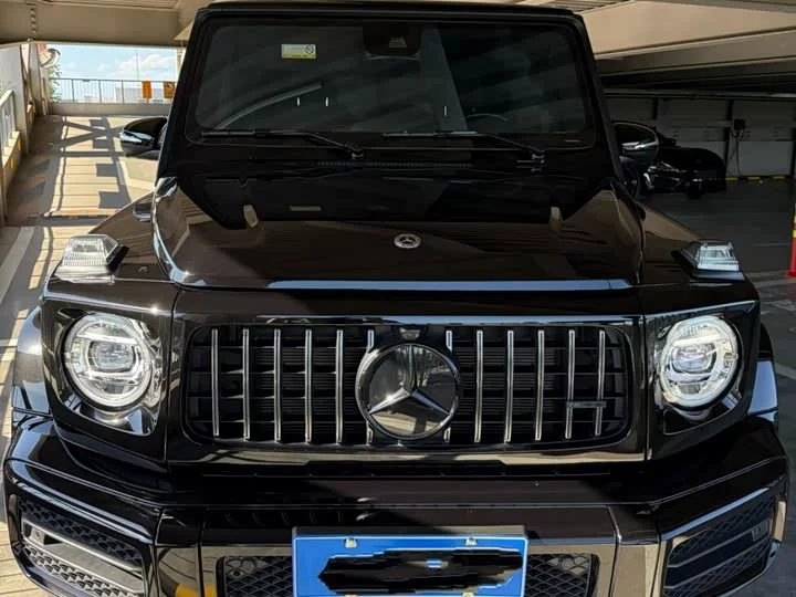 Mercedes-Benz G-rated
