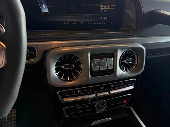 Mercedes-Benz G-rated