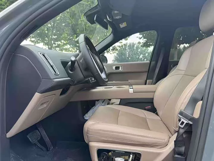 Li Ideal L8