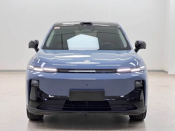 Leapmotor B10