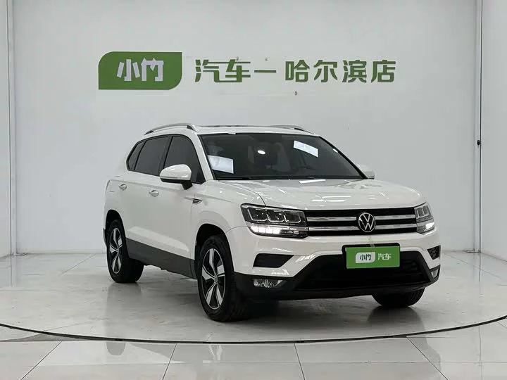 Volkswagen Tharu