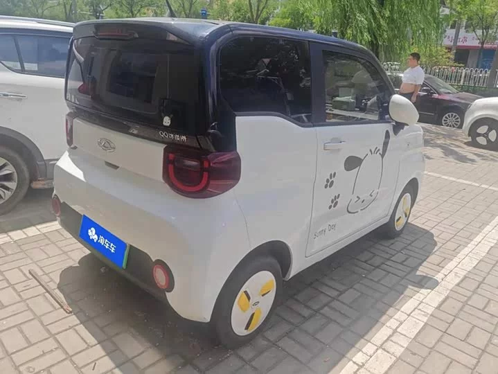 Chery QQ Ice Cream