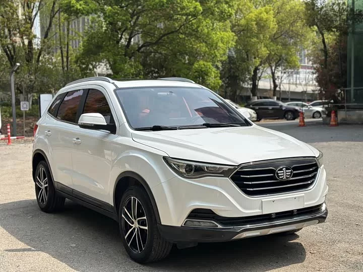 FAW Besturn X40