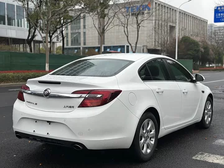 Buick Majesty