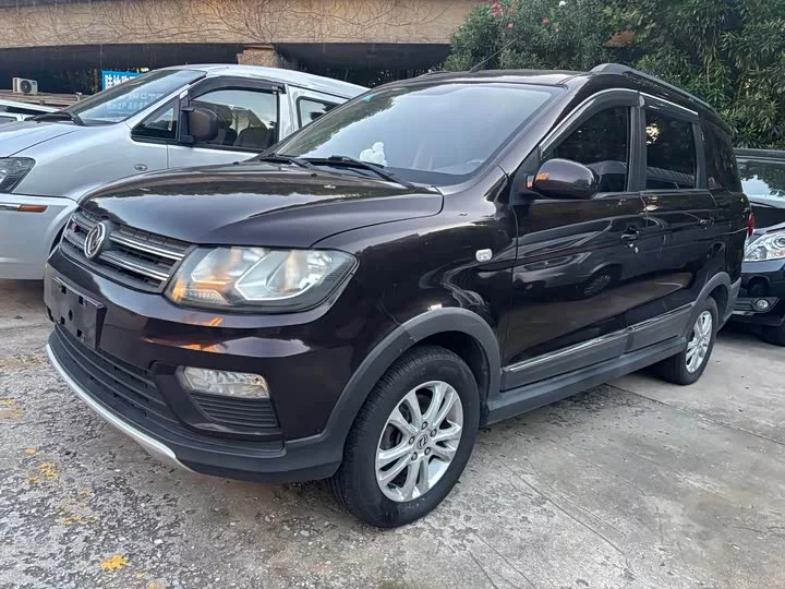 Dongfeng Fengon 370