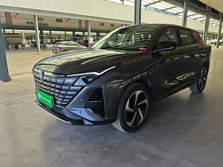 Changan UNI-Z PHEV