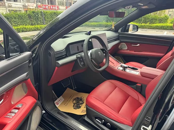 AITO Question Wenjie M5