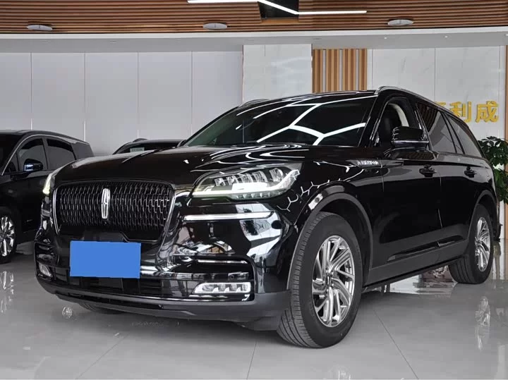 Lincoln aviator