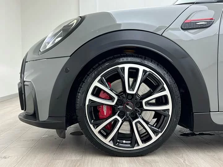 MINI JCW
