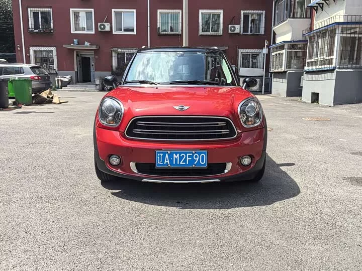 MINI COUNTRYMAN