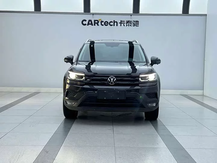 Volkswagen Tharu