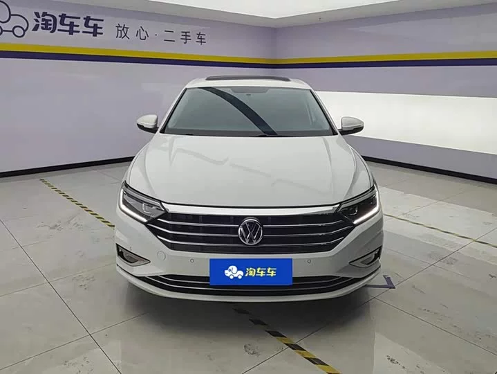 Volkswagen Sagitar