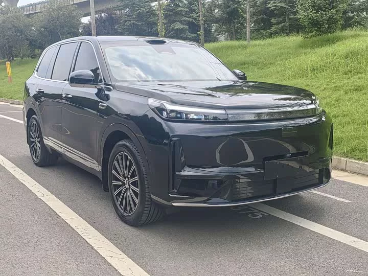 Geely Galaxy M9