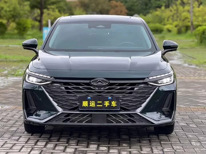 Chery Arrizo 8
