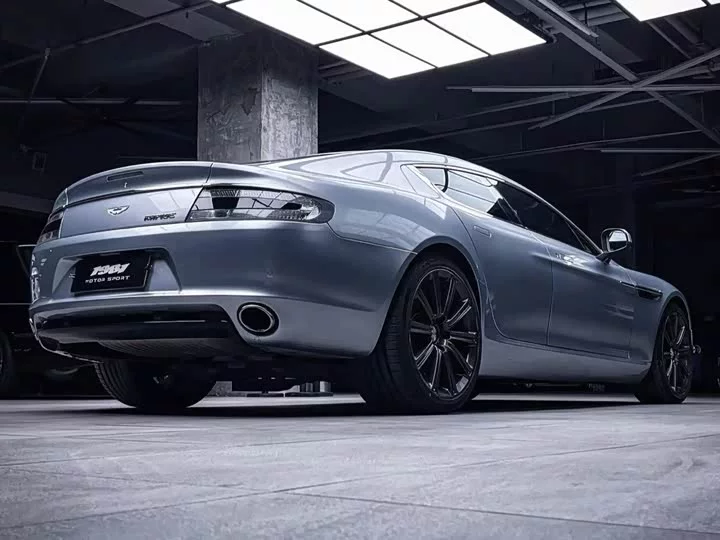 Aston Martin Rapide