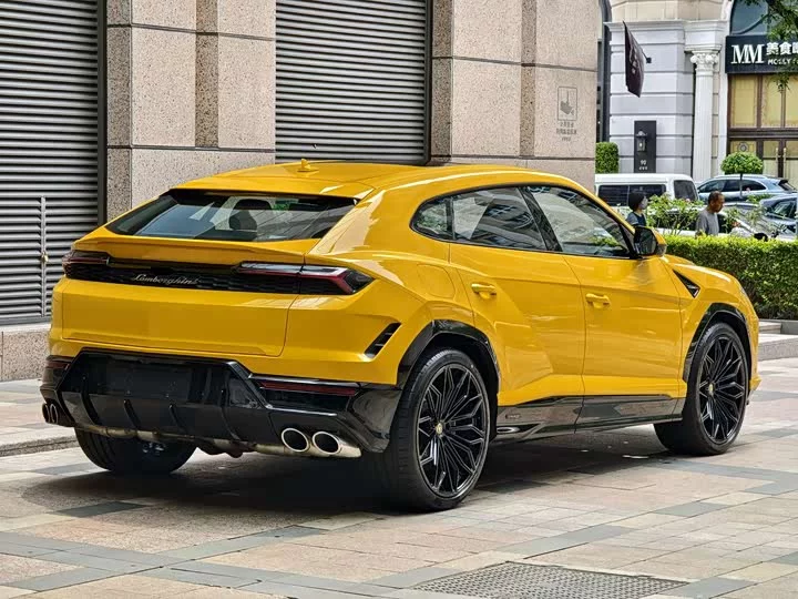 Lamborghini Urus SE