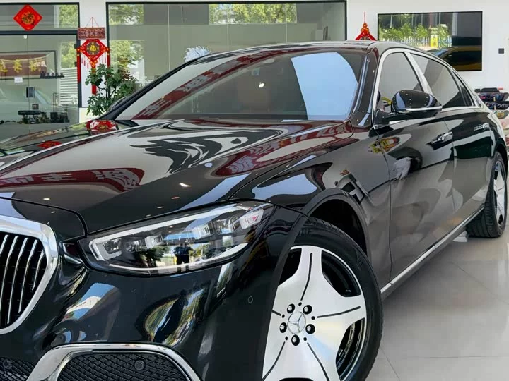 Mercedes-Benz Maybach S-Class