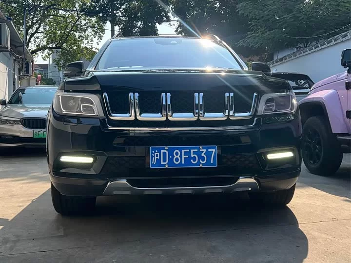 BAIC BJ90