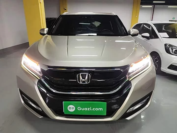 Honda UR-V