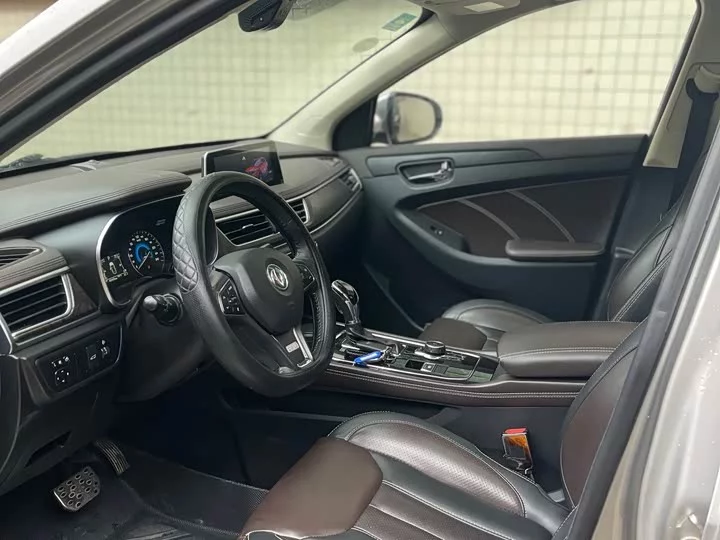 Dongfeng Fengon 580