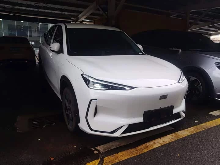 Geely Galaxy E5