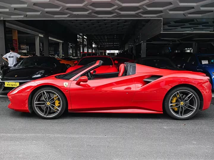 ferrari 488