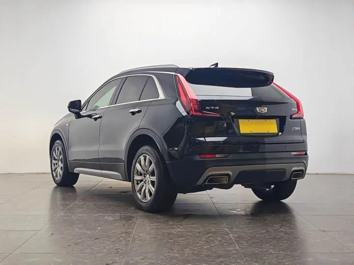 Cadillac XT4