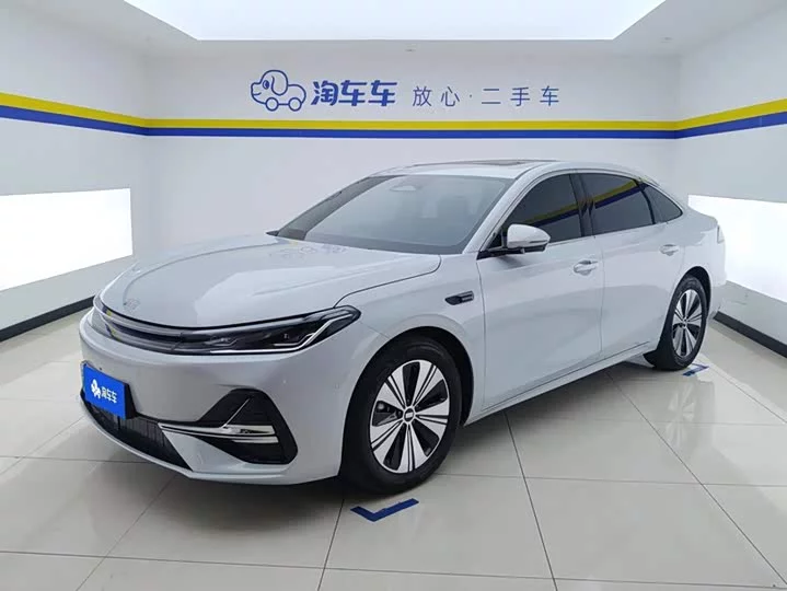 Geely Galaxy A7 EM