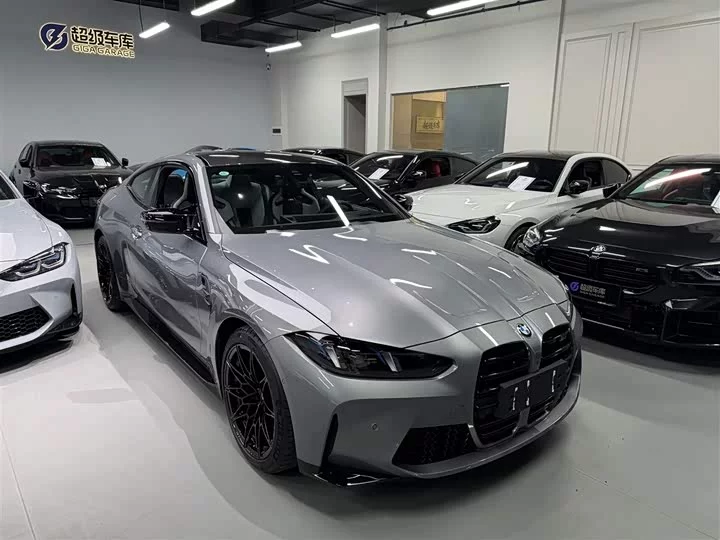 BMW M4