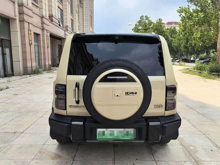 iCAR V27