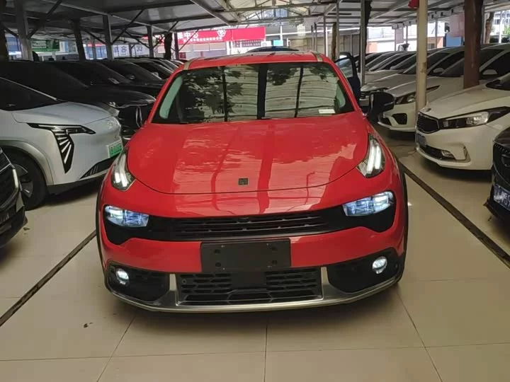 Lynk & Co 02