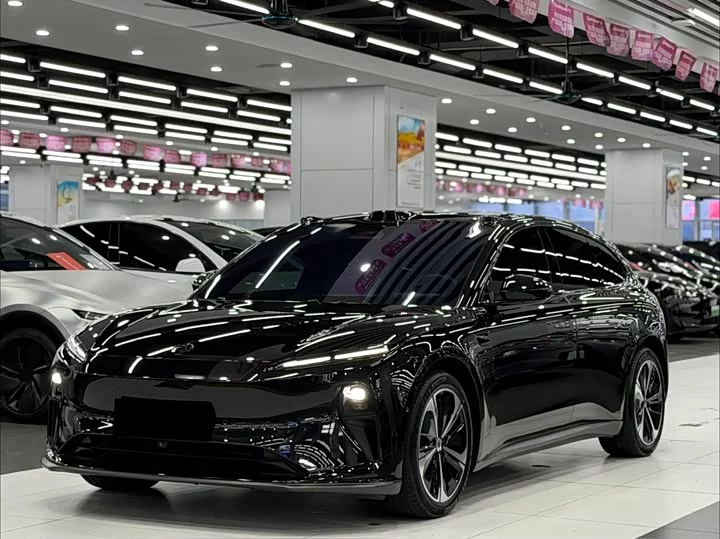NIO ET5T