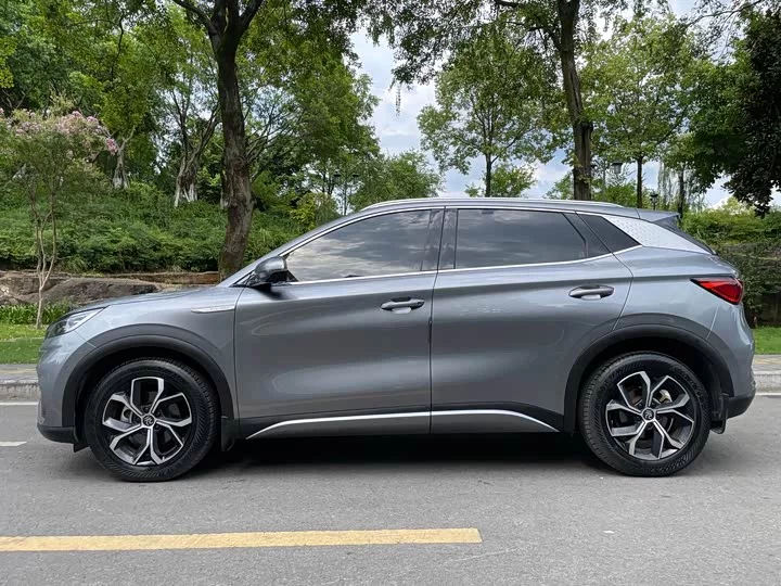 BYD Yuan PLUS