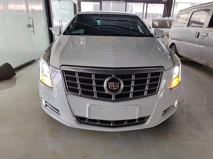 Cadillac XTS