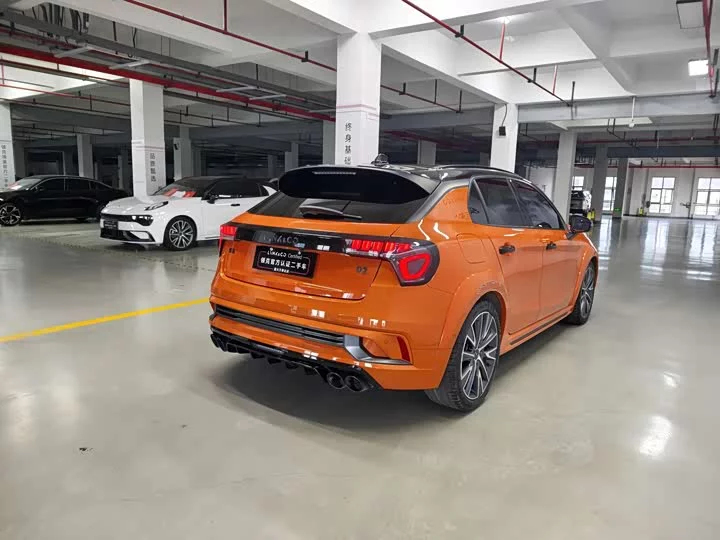 Lynk & Co 02 Hatchback