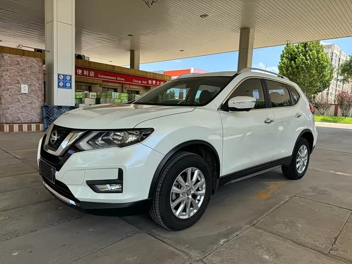 Nissan Qijun