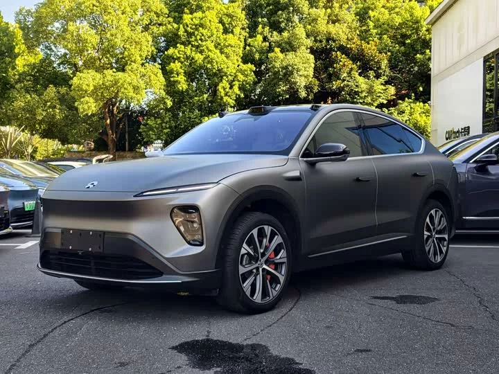 NIO EC7