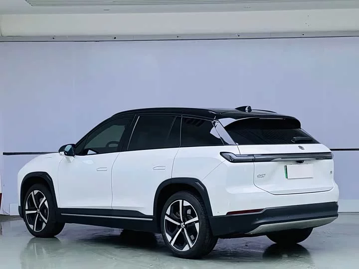 NIO ES7